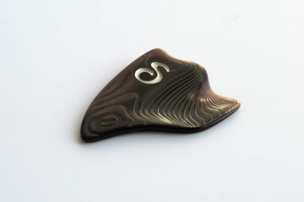 Ergofin ergonomic pick by Stadlerpicks