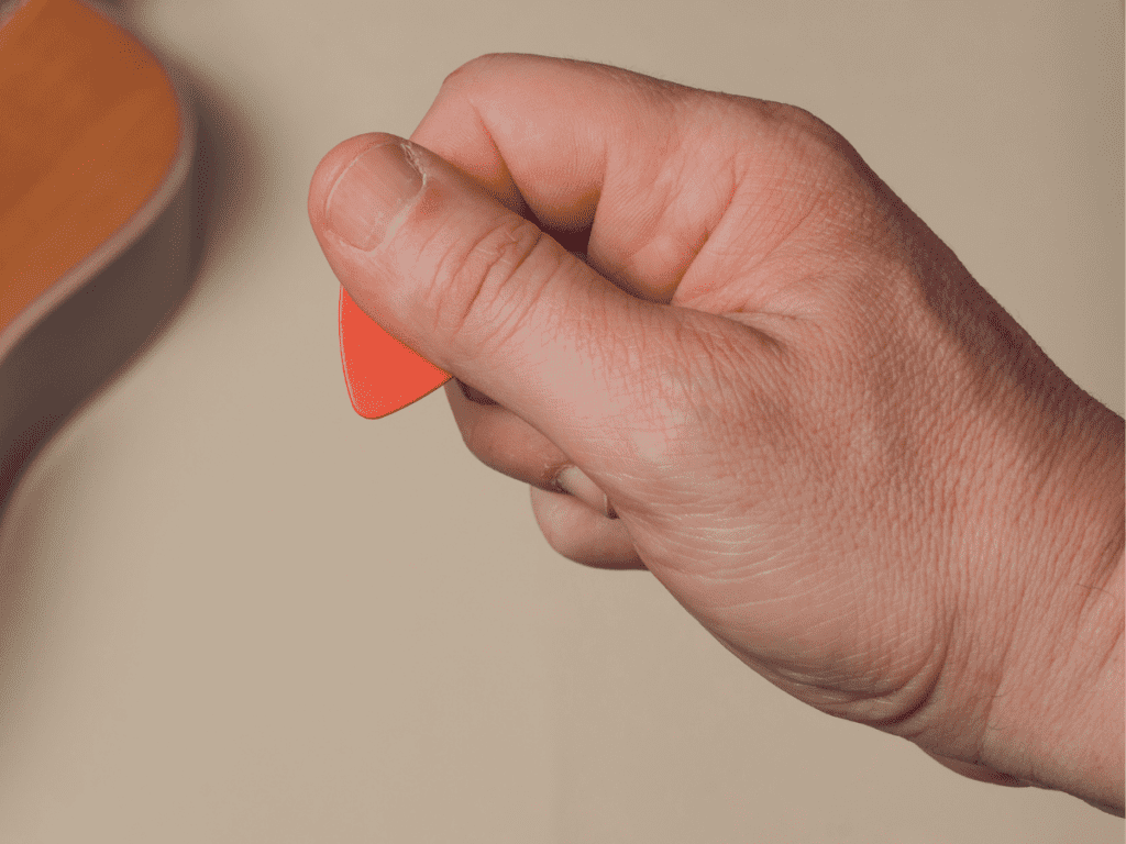 holding a pick properly will help you a lot when alternate picking