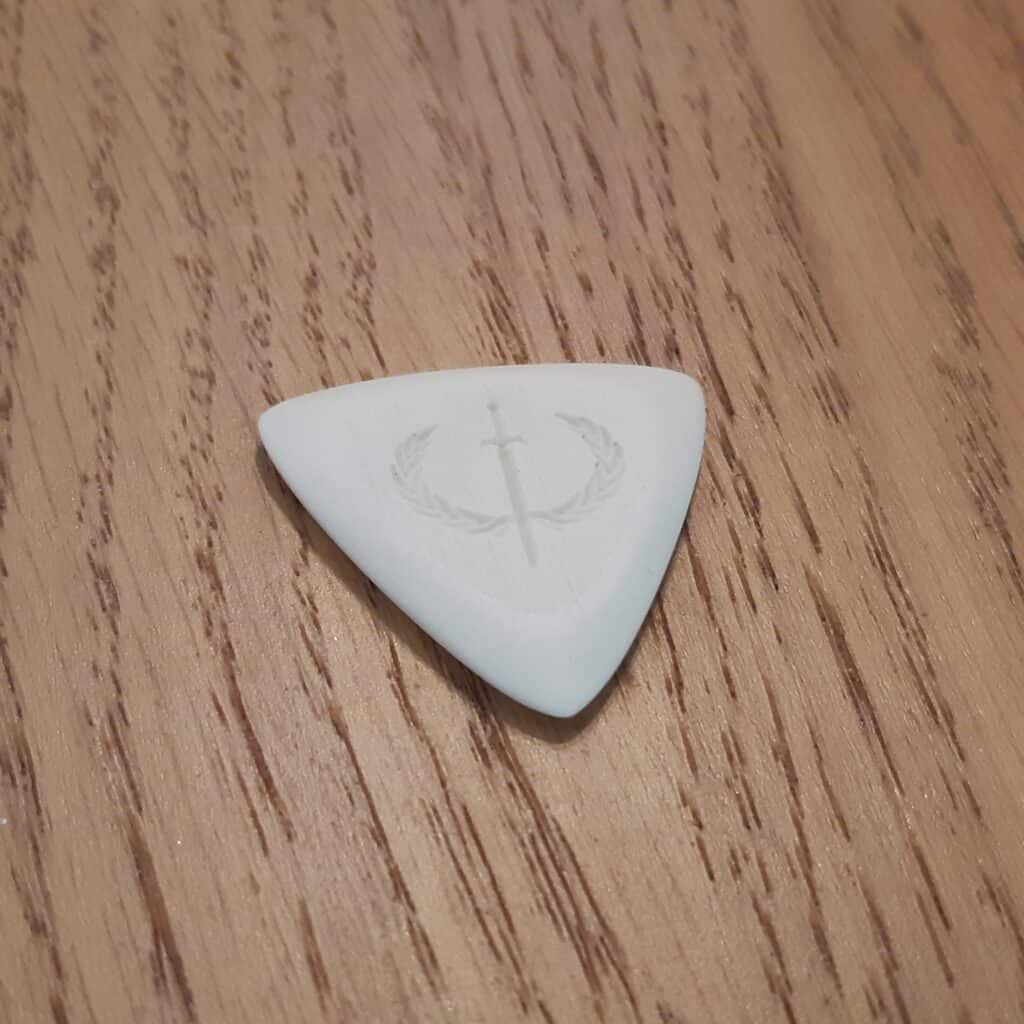 Iron Age Tri Large Pick