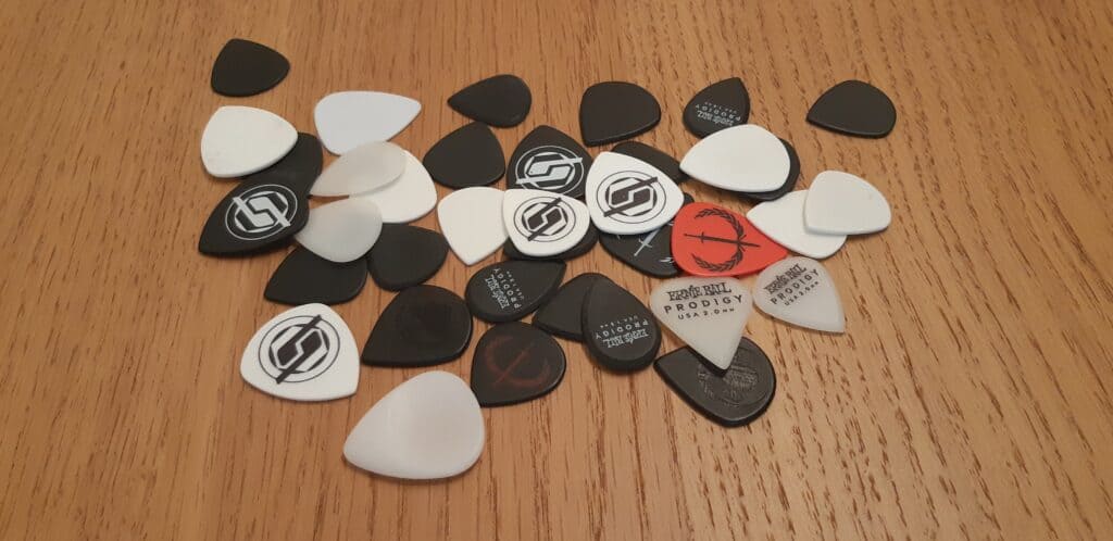 Delrin Guitar Picks