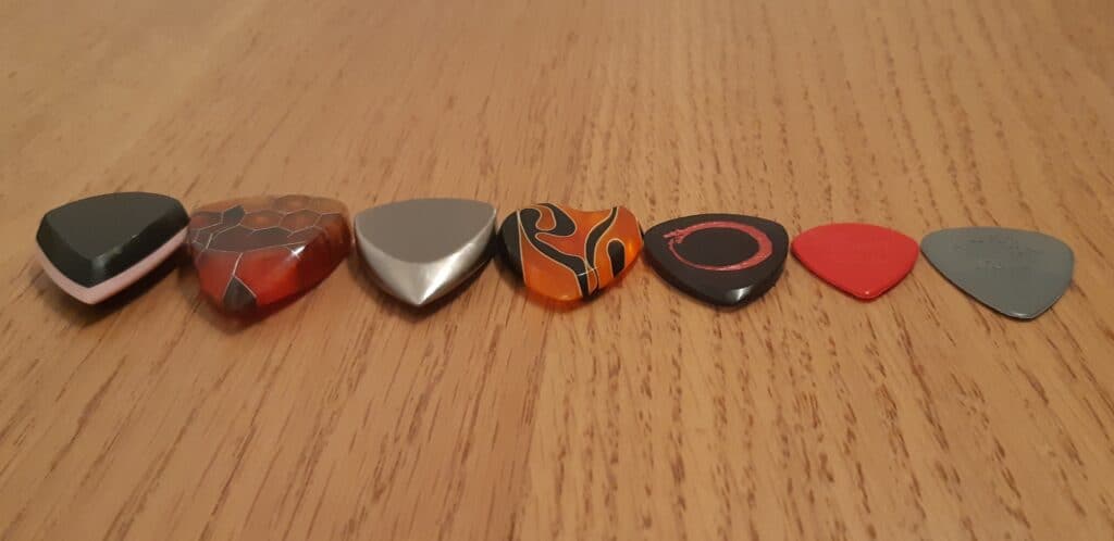 Guitar Picks in Different Gauges