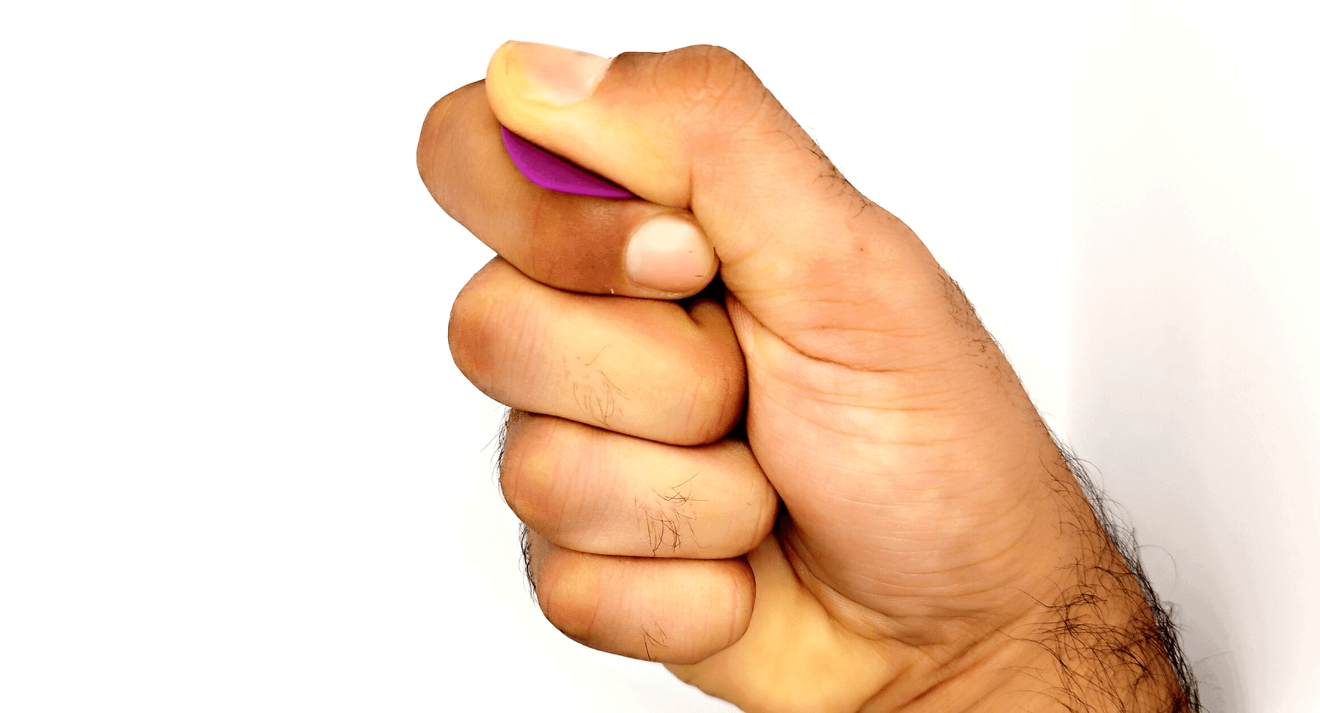 How to Hold a Guitar Pick? 7 Options Guitar Pick Reviews