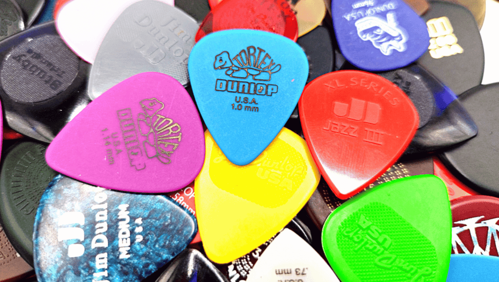Dunlop guitar picks of many shapes, sizes , materials and series