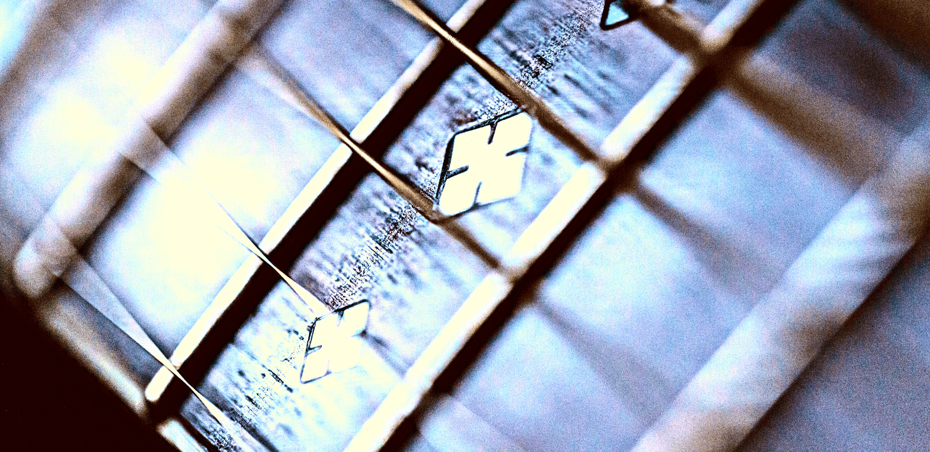 How to Fix Fret Buzz? Common Causes and Easy Fixes