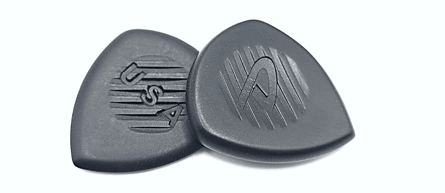 Dunlop Primetone Guitar Picks 1.5mm – 12 Pack, Hand-Sculpted Triangle Grip